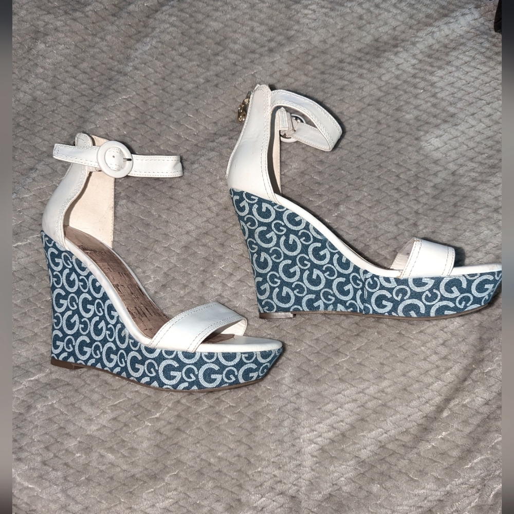 Guess Womens Wedge heels